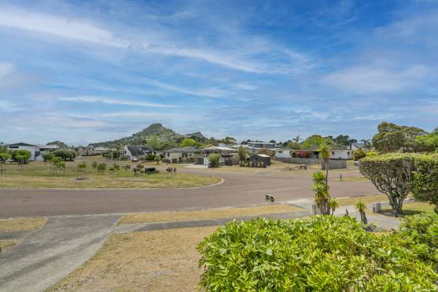 7 Dunlop Drive Pauanui_4