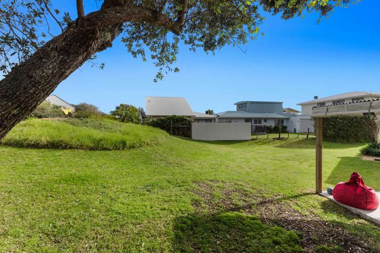 302a Ocean Road Ohope_13