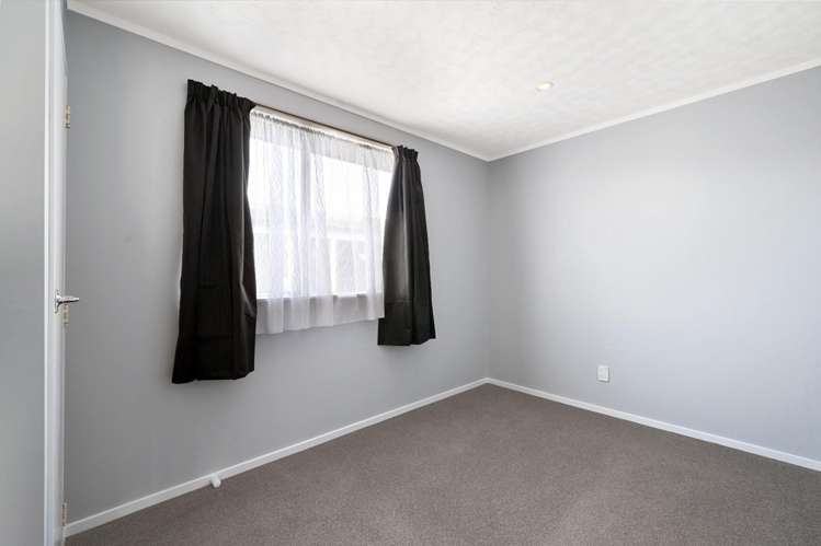 33 Raupo Street 1200_17