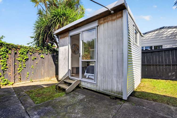 7 Hinton Place Weymouth_13