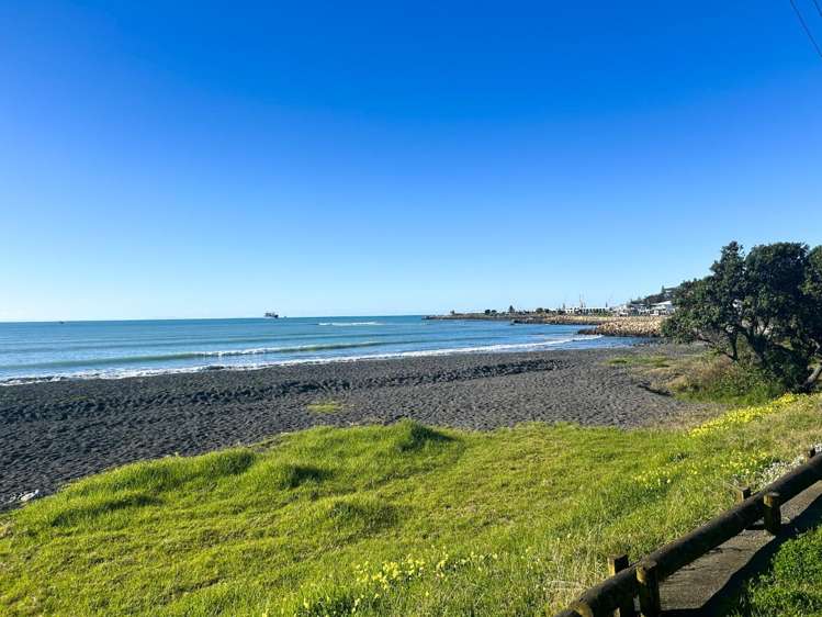 32c Charles Street Westshore_21