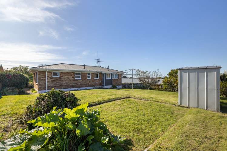 6 Jefferson Place Brookfield_1