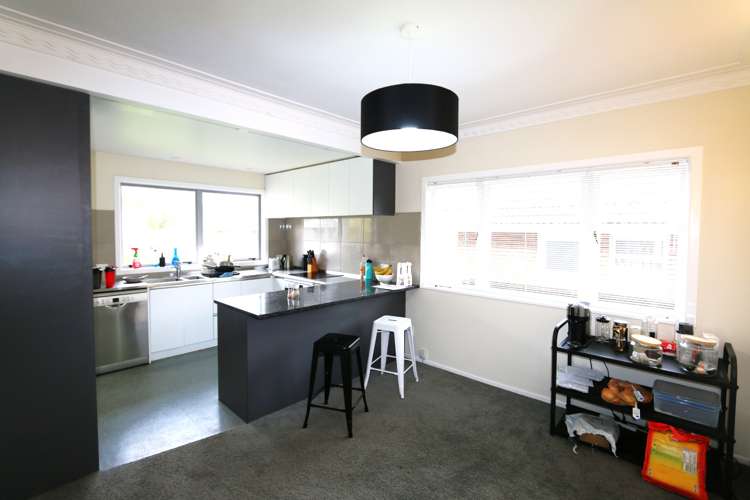 16 Fairleigh Ave Mount Albert_6