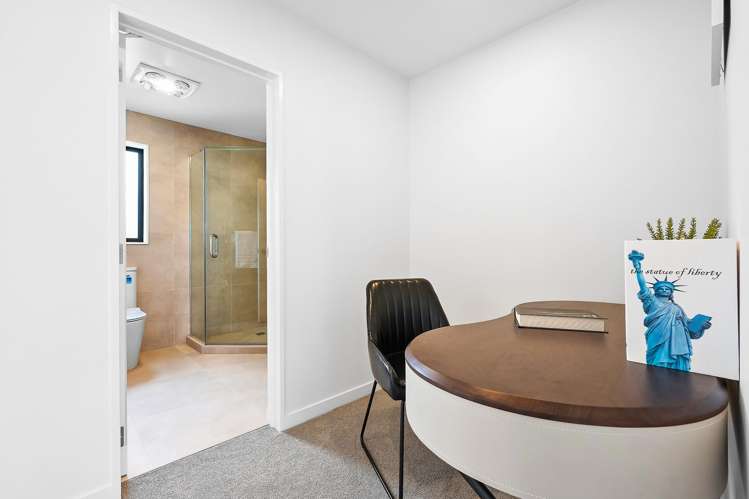 4/10 Starling  Place Ranui_13