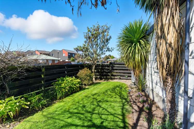 1/4 Broadbent Street Riccarton_20