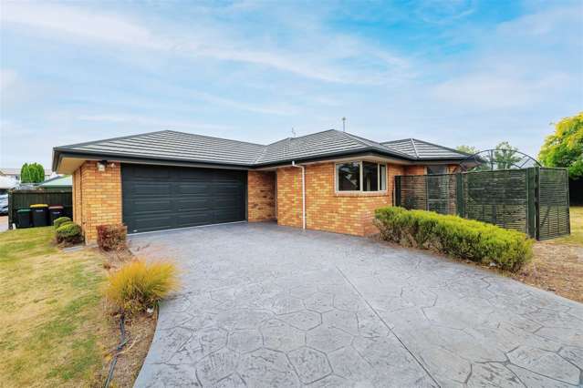 11 Lightning Close Wigram_1