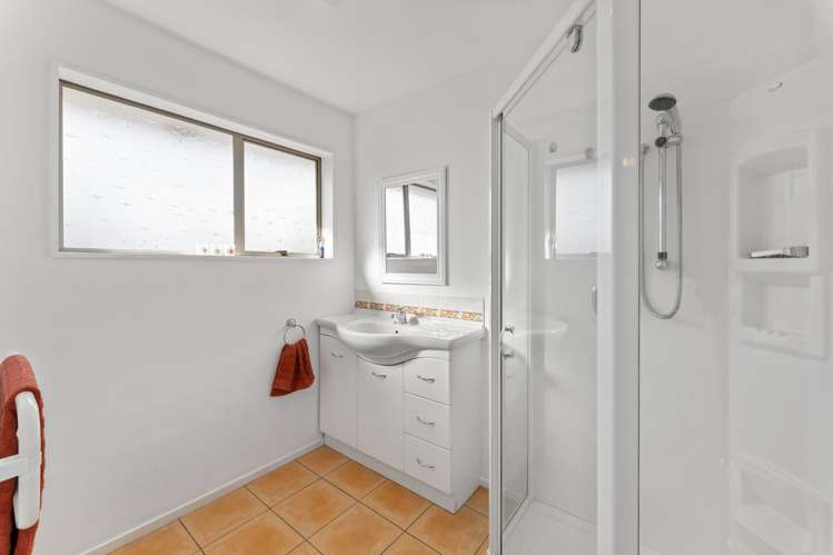 2/49 Sarabande Avenue Redwood_10