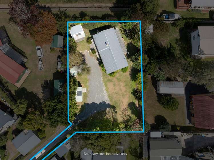 112 McKellar Place Whangamata_21