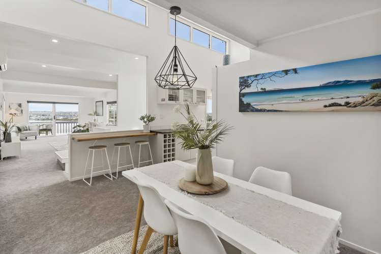 36 Telstar Place Beach Haven_15