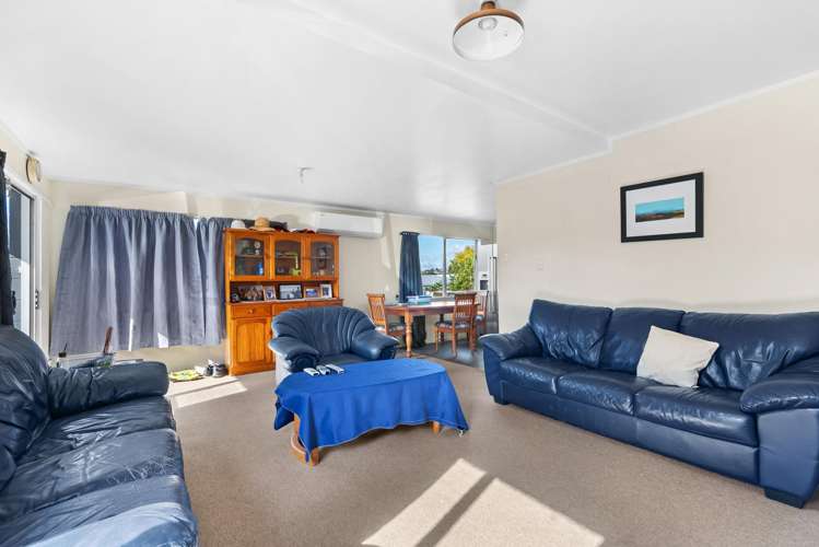 Unit 2 & 3/9 Fifth Avenue Avenues_2