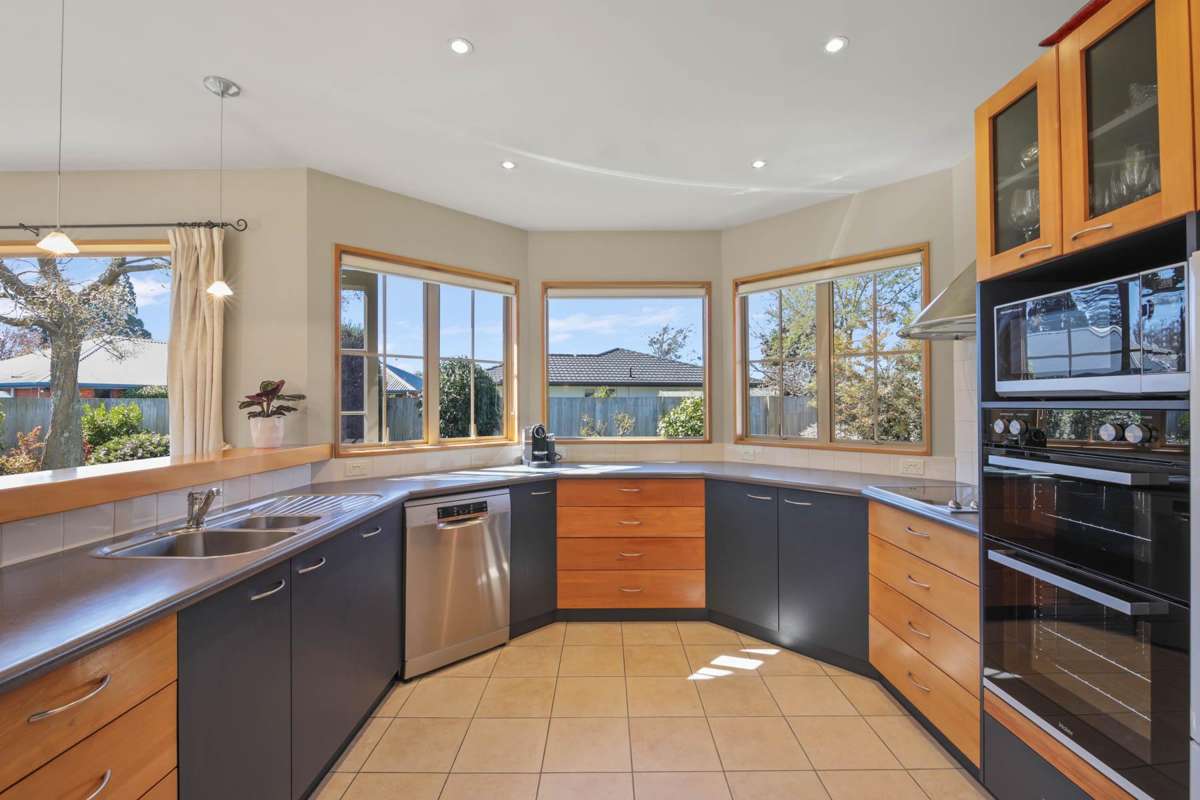 12 Springswood Grove_2