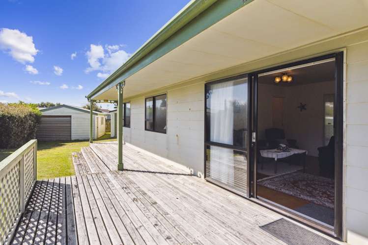 12 Hydrabad Drive Waitarere Beach_3