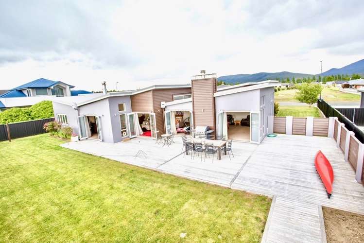 24 Acheron Way Te Anau_23