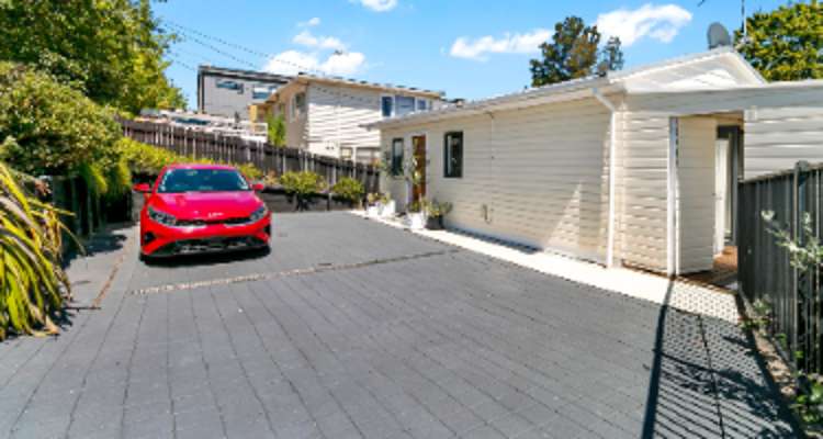 22 Pine Street_0