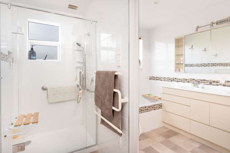 43 Ngamotu Road Hilltop_13