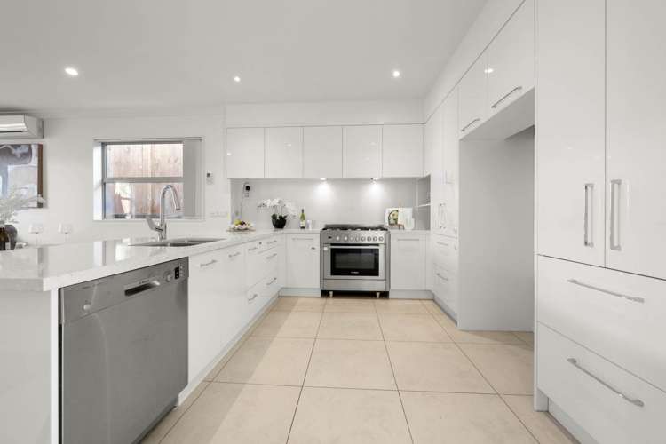 9 Vittoria Terrace Flat Bush_5