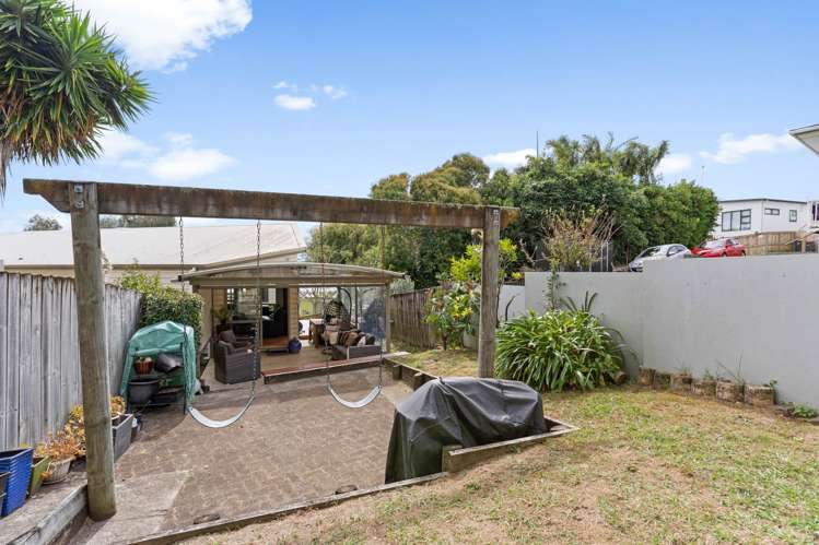 97A Bond Crescent Forrest Hill_10