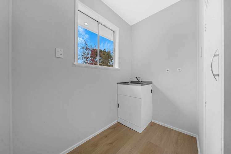 29 Mack Place Papakura_27