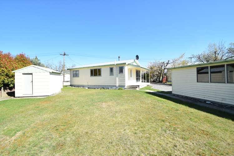25 Hallewell Road Twizel_12