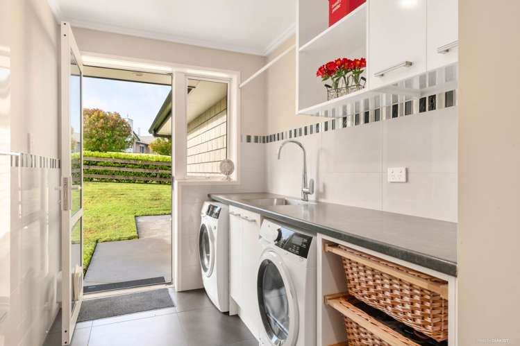 18 Lawrence Carter Drive Bombay_18