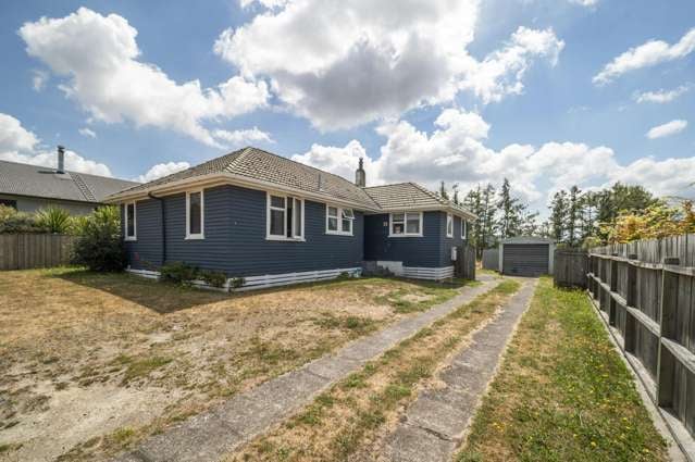 Opportunity knocks - spacious section in Wairakei