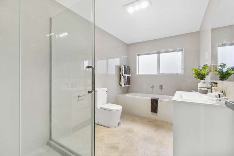 12 Bridget Court Red Beach_9