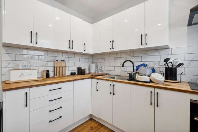 10/17A Miro Street Trentham_1