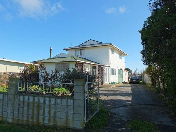 15 Andresen Street Foxton Beach_6