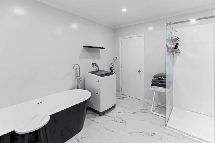 979 Fergusson Drive Ebdentown_5