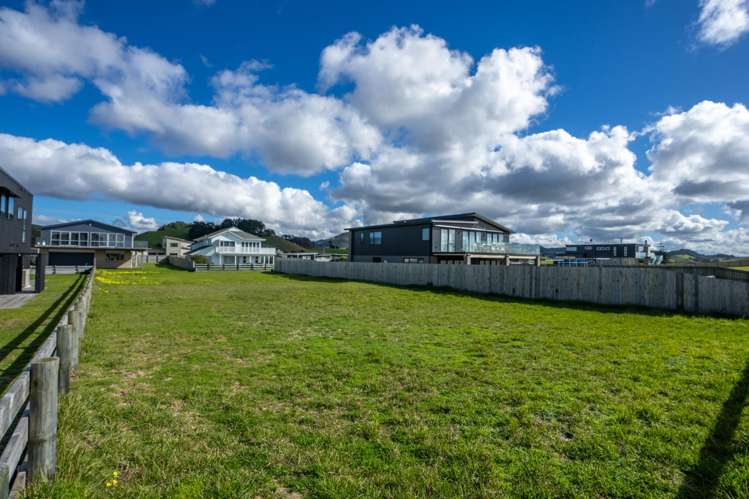 4 Christie Close Pataua North_18