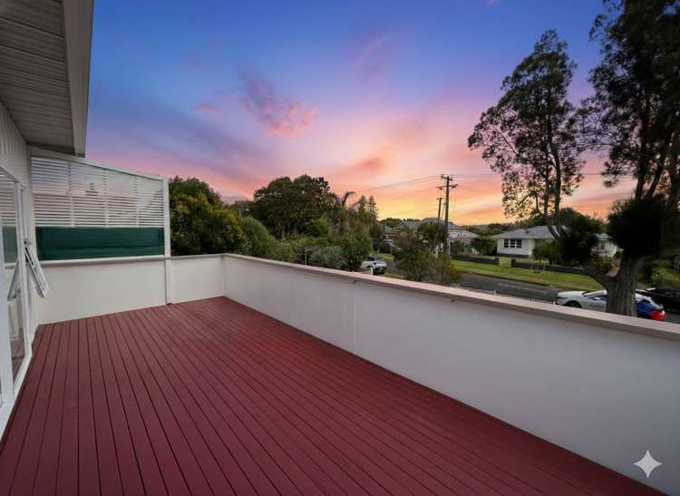 25 McIntyre Road Mangere Bridge_1