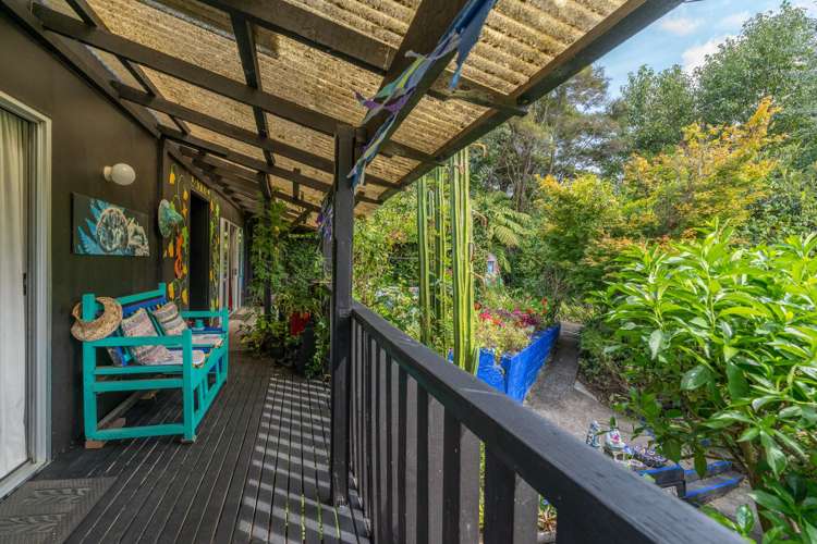 24 Cross Street Raglan_2