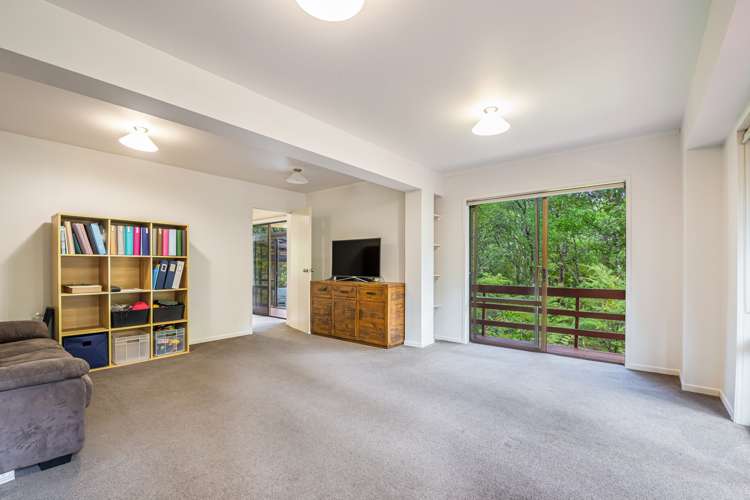 15 Kaurimu Rise Titirangi_14