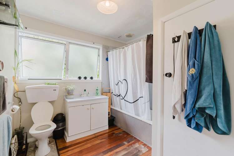 30 Pine Avenue Bader_9