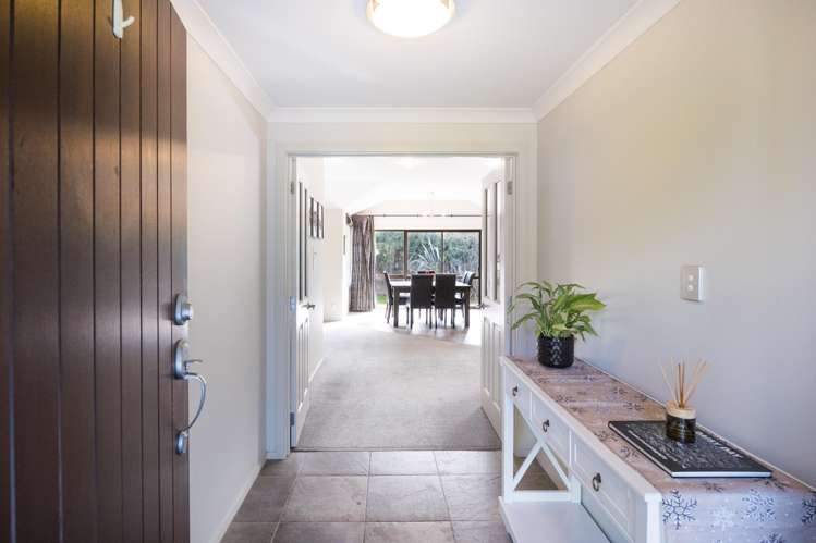 2 Mayfair Court_1
