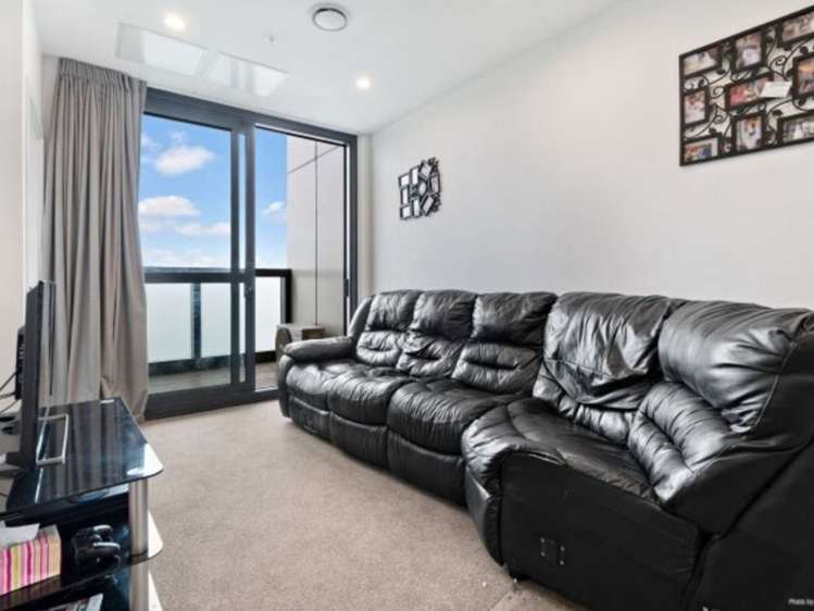 710/770A Great South Road Wiri_1