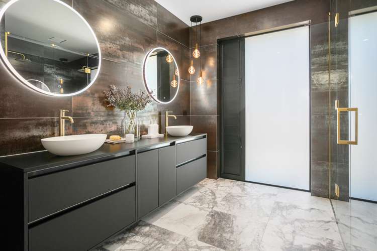 7 Artistic Avenue Leamington_16