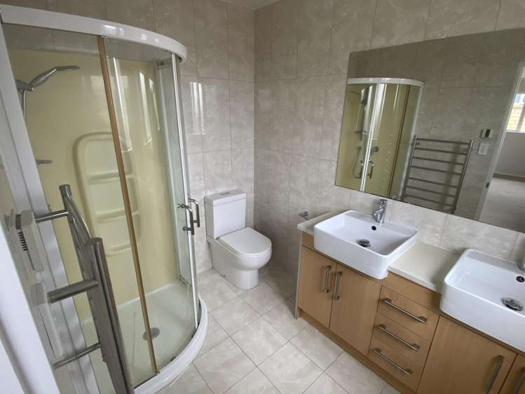 14 Shelby Lane Flat Bush_16