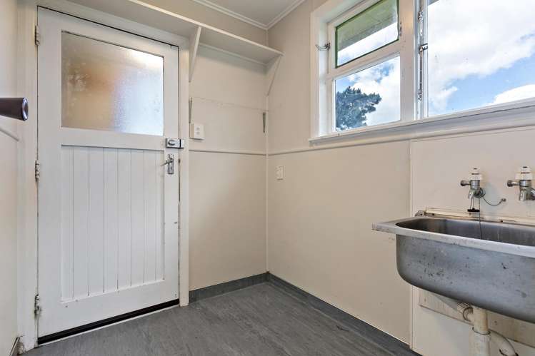 6 Tate Place Otara_9