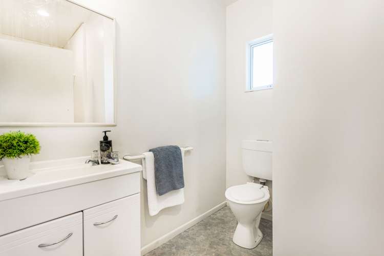 32 Knights Road Rothesay Bay_16