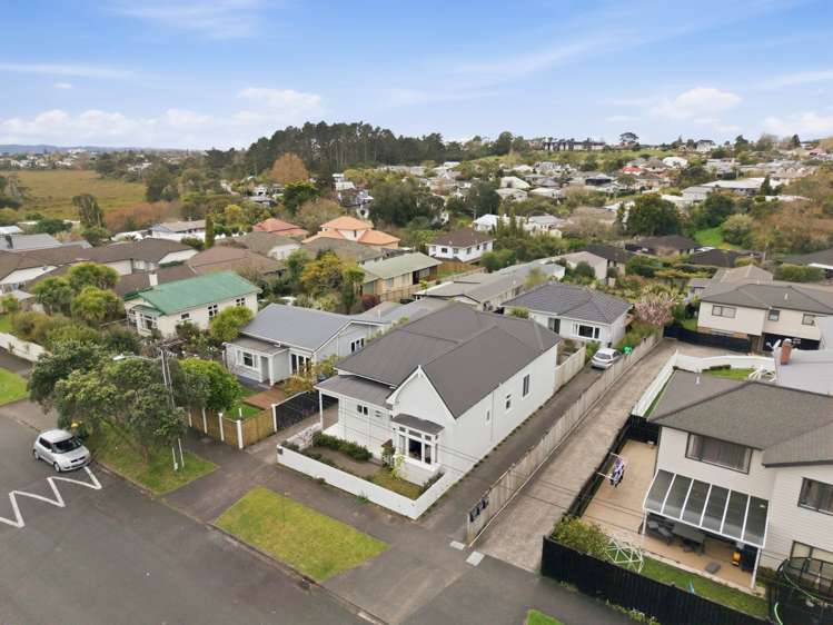 35A Holly Street Avondale_29