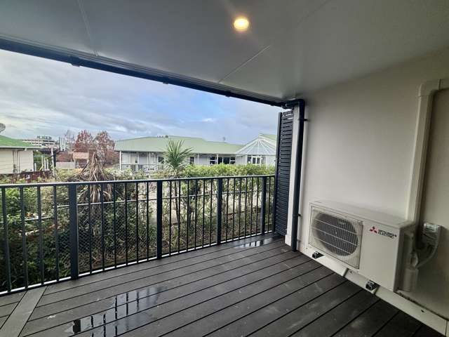 2P/1 Wadier Place Henderson_2