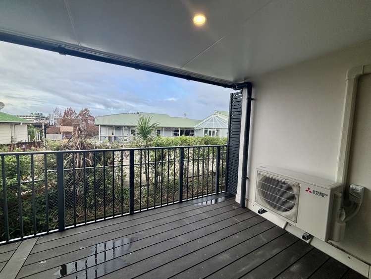 2P/1 Wadier Place Henderson_7