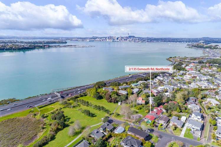 2/135 Exmouth Road Northcote_18