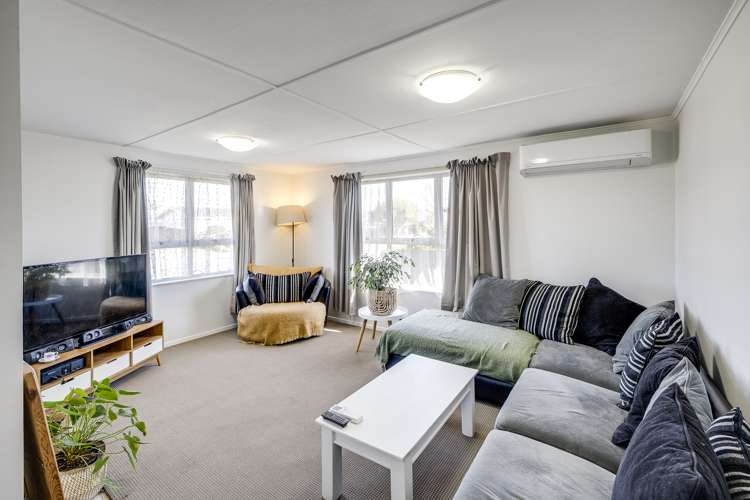 8 Lyttelton Crescent Tamatea_15