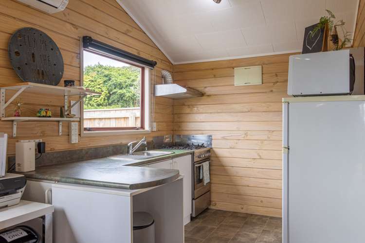 1 Grace Street Matata_14