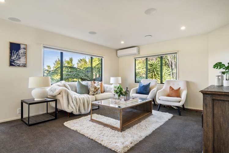 2/60 Arran Road Browns Bay_11