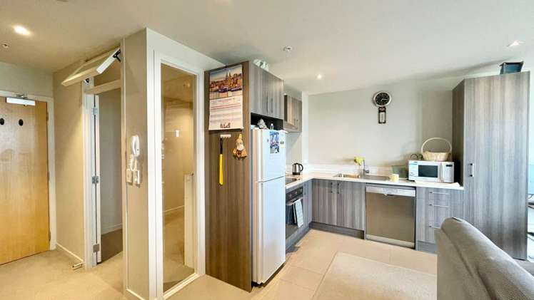 403/1 Rose Garden Lane Albany_1