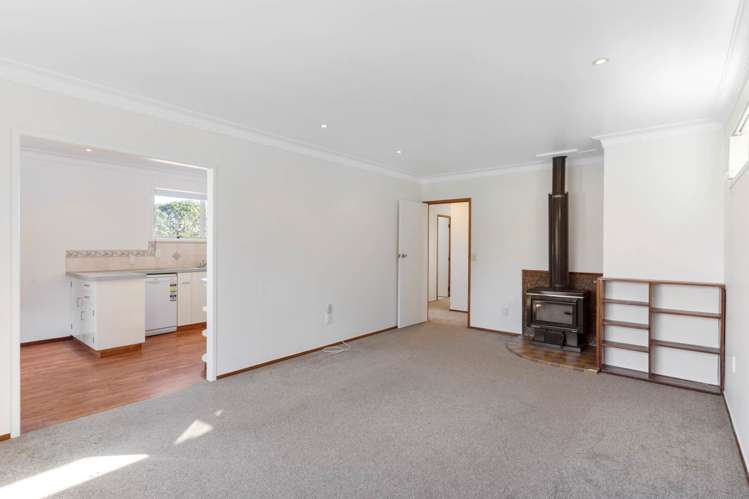 6 Terra Nova Street Glen Eden_3