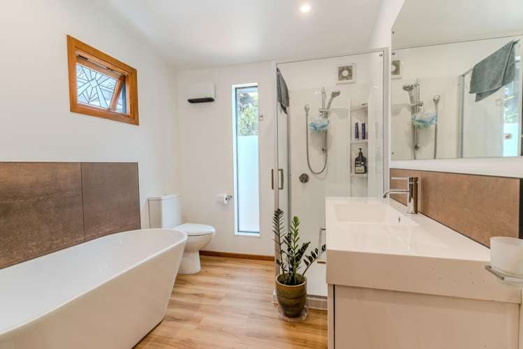 85 Coast Road Warrington_17